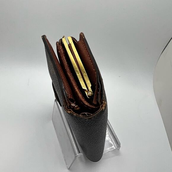 GUC Louis Vuitton Monogram Compact Wallet - Picture 3 of 8